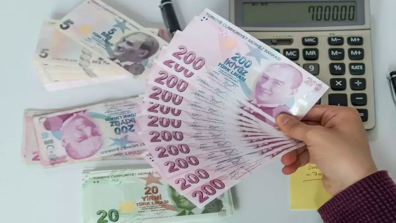 SGK destekli yeni kredi duyuruldu: Emeklilere 100 bin TL kamu bankası temin edecek